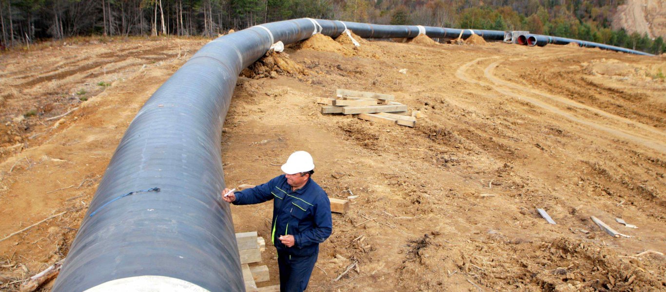 Συμφωνία για τον νέο σταθμό υγροποιημένου φυσικού αερίου στην Αλεξανδρούπολη
