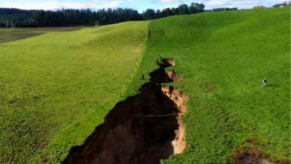 Νέα Ζηλανδία: Τρύπα με βάθος 20 μέτρα αποκαλύψε ηφαίστειο 60.000 ετών