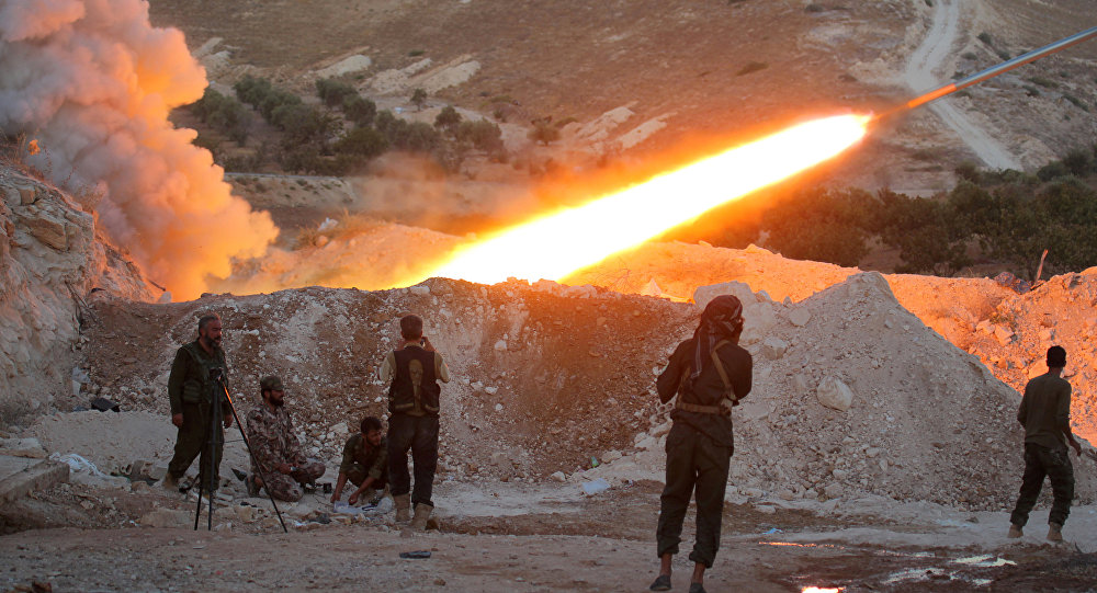 Γιαρμούκ: Ο συριακός Στρατός βομβαρδίζει με ρουκέτες την ISIS