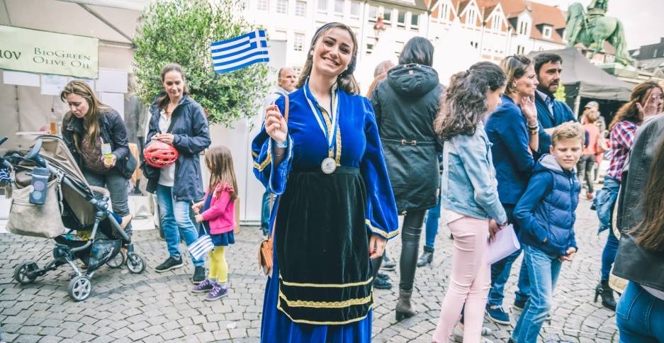 Ντίσελντορφ: Χιλιάδες επισκέπτες  στο 2ο Ελληνικό Φεστιβάλ (βίντεο)