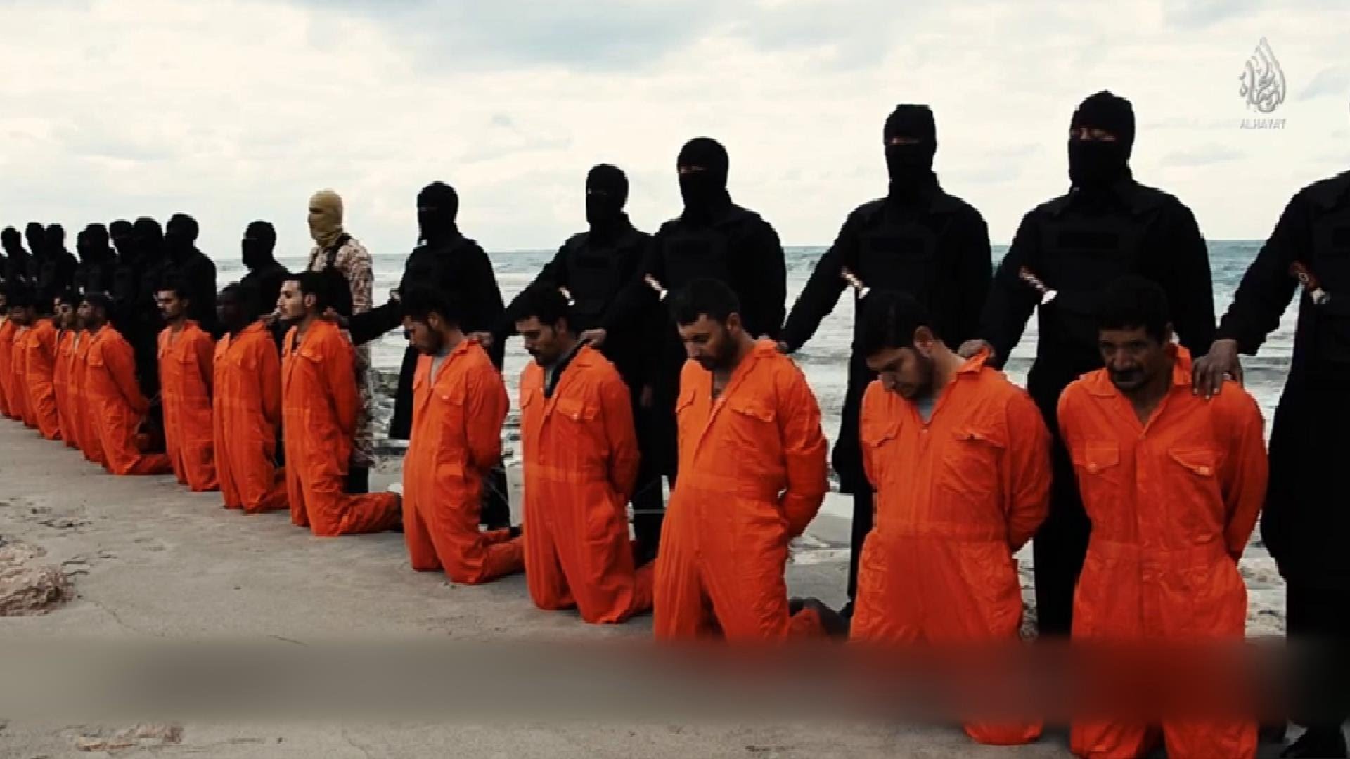 Επαναπατρισμός για 20 σορούς κοπτών στην Αίγυπτο, οι οποίοι είχαν δολοφονηθεί από μέλη του ISIS