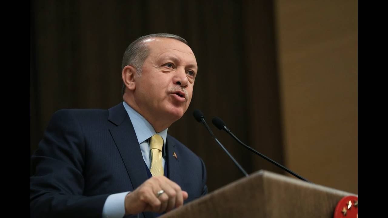 Η απαίτηση του Ερντογάν για πλήρη έλεγχο της τουρκικής οικονομίας επέφερε εκ νέου πτώση της λίρας