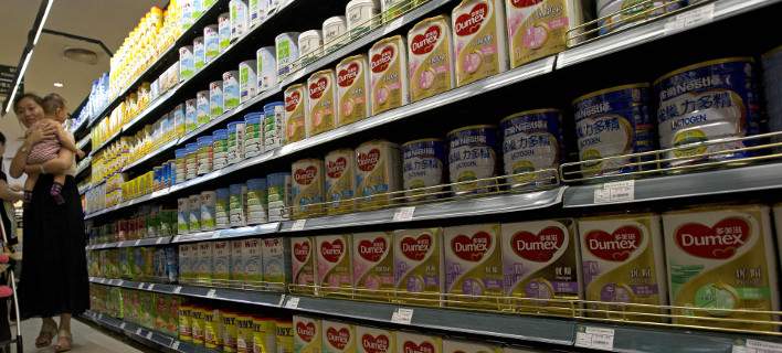 Αυστραλία: Αγόραζαν τα βρεφικά γάλατα από τα σούπερ μάρκετ και τα πουλούσαν σε υπερδιπλάσιες τιμές στο διαδίκτυο