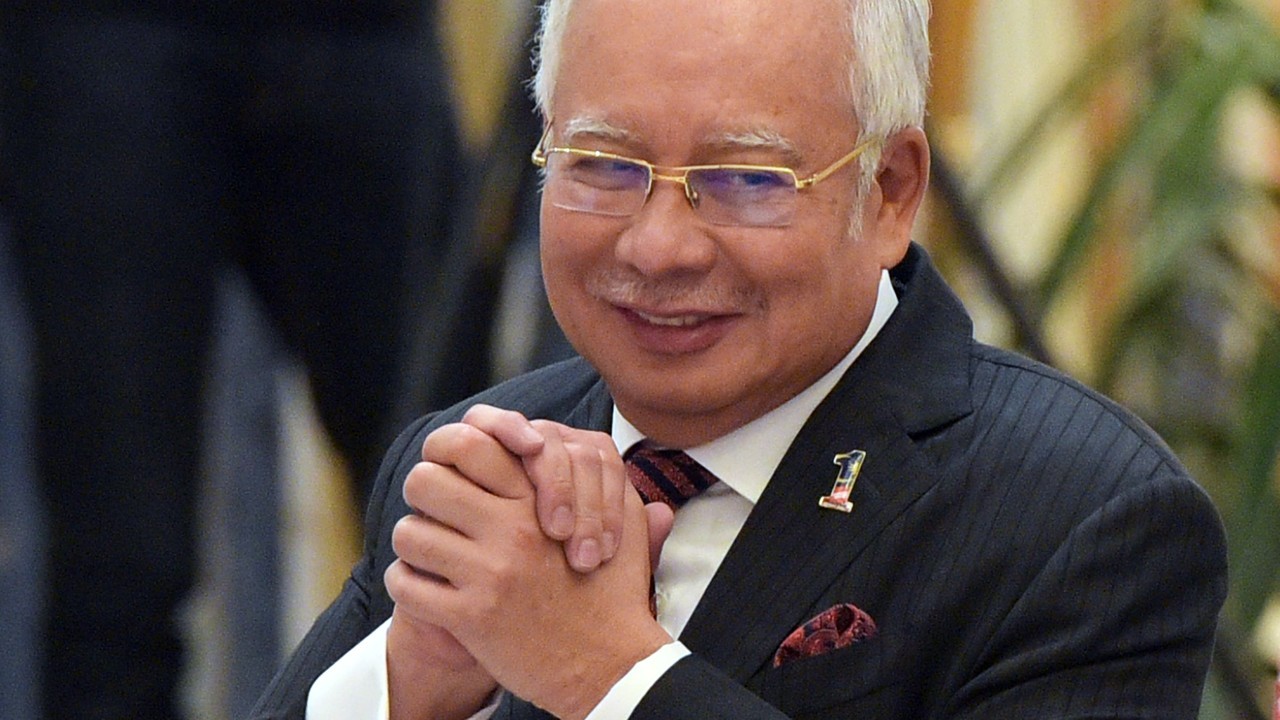 Μαλαισία: Αστυνομικοί μπήκαν στο σπίτι του πρώην πρωθυπουργού Νατζίμπ
