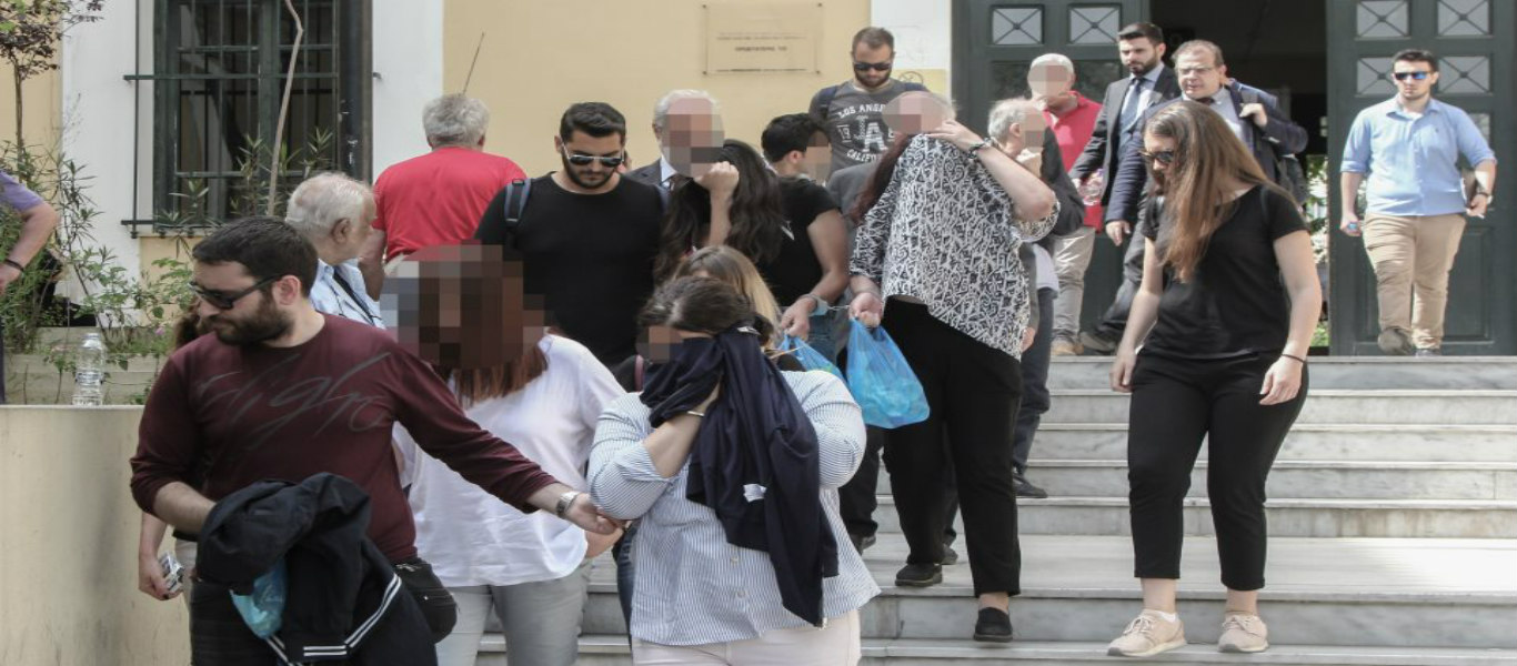 Ατζέντες που καίνε τη «μαφία» με τα αντικαρκινικά φάρμακα στα χέρια της ΕΛ.ΑΣ