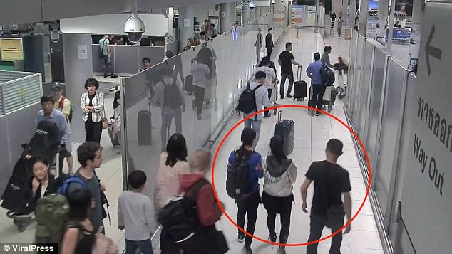 Ταϊλάνδη: Απήγαγαν τουρίστρια από το αεροδρόμιο και δεν κατάλαβε κανείς τίποτα (βίντεο)