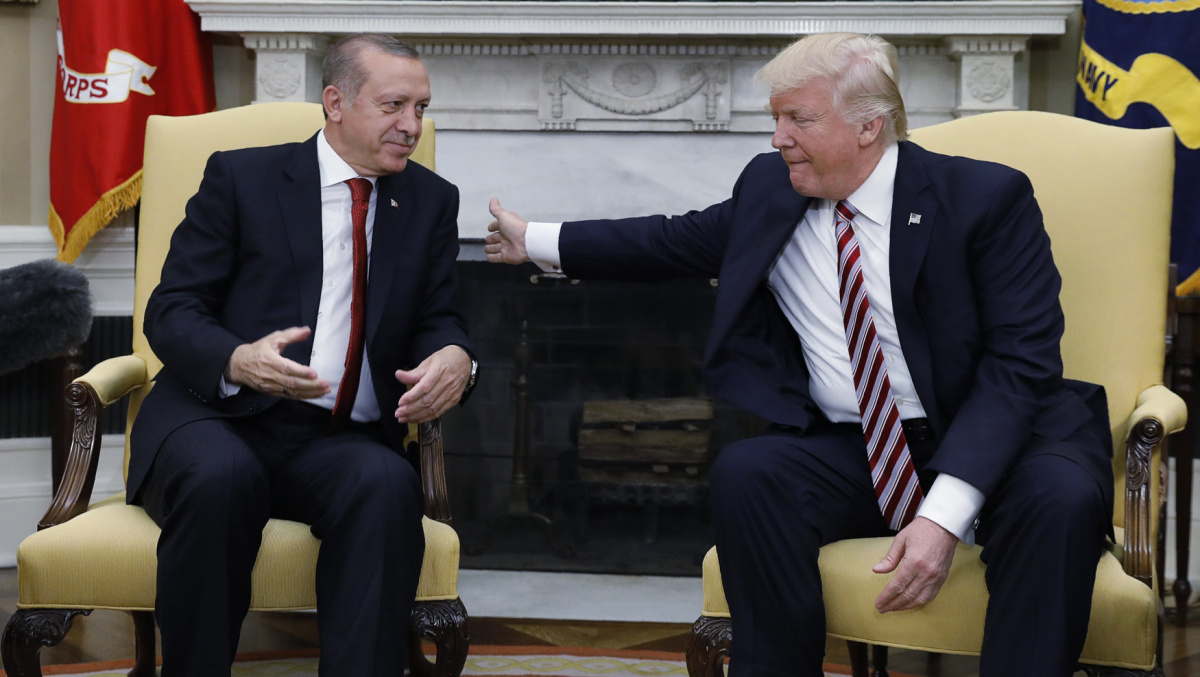ΗΠΑ: Εγκρίθηκε ο αμυντικός προϋπολογισμός – «Πάγωμα» στην πώληση όπλων προς την Τουρκία