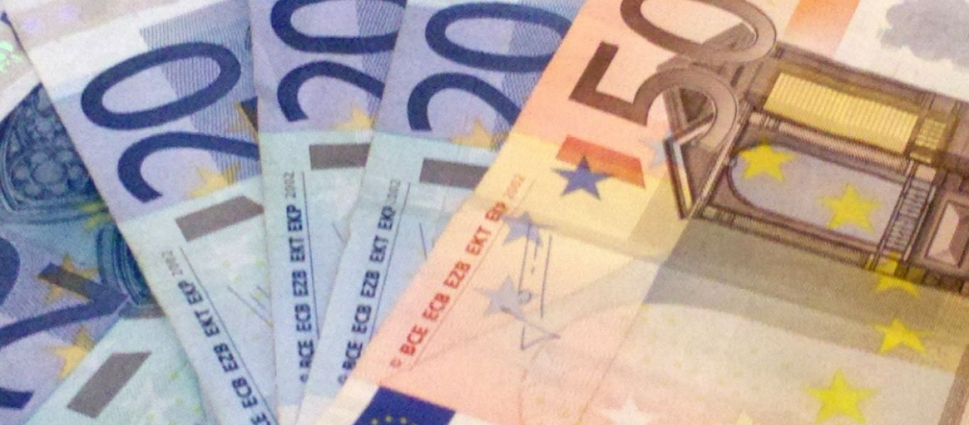 Εκ νέου υποχώρηση του ευρώ στην αγορά συναλλάγματος