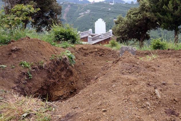 Tουρκία: Χρυσοθήρες κατέστρεψαν ελληνικούς τάφους 1.700 ετών στην Τραπεζούντα!