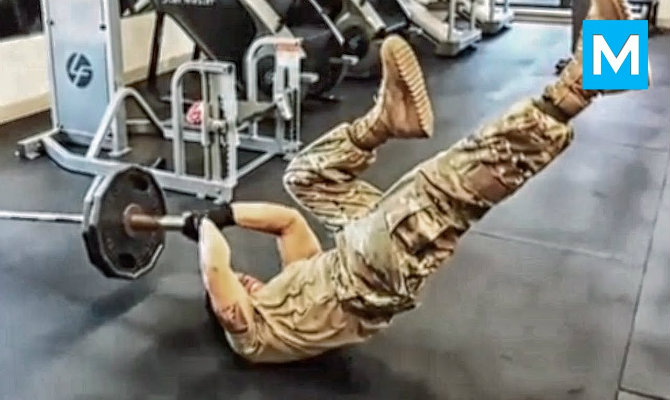 Η εκπαίδευση του πιο σκληρού στρατιώτη στον κόσμο! (βίντεο)