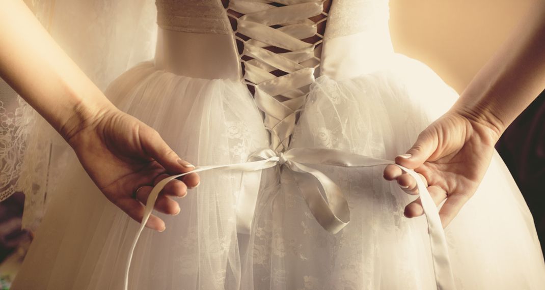 Γάμος: 10 υπέροχα νυφικά που μοιάζουν ακριβά… ενώ δεν είναι (φωτό)