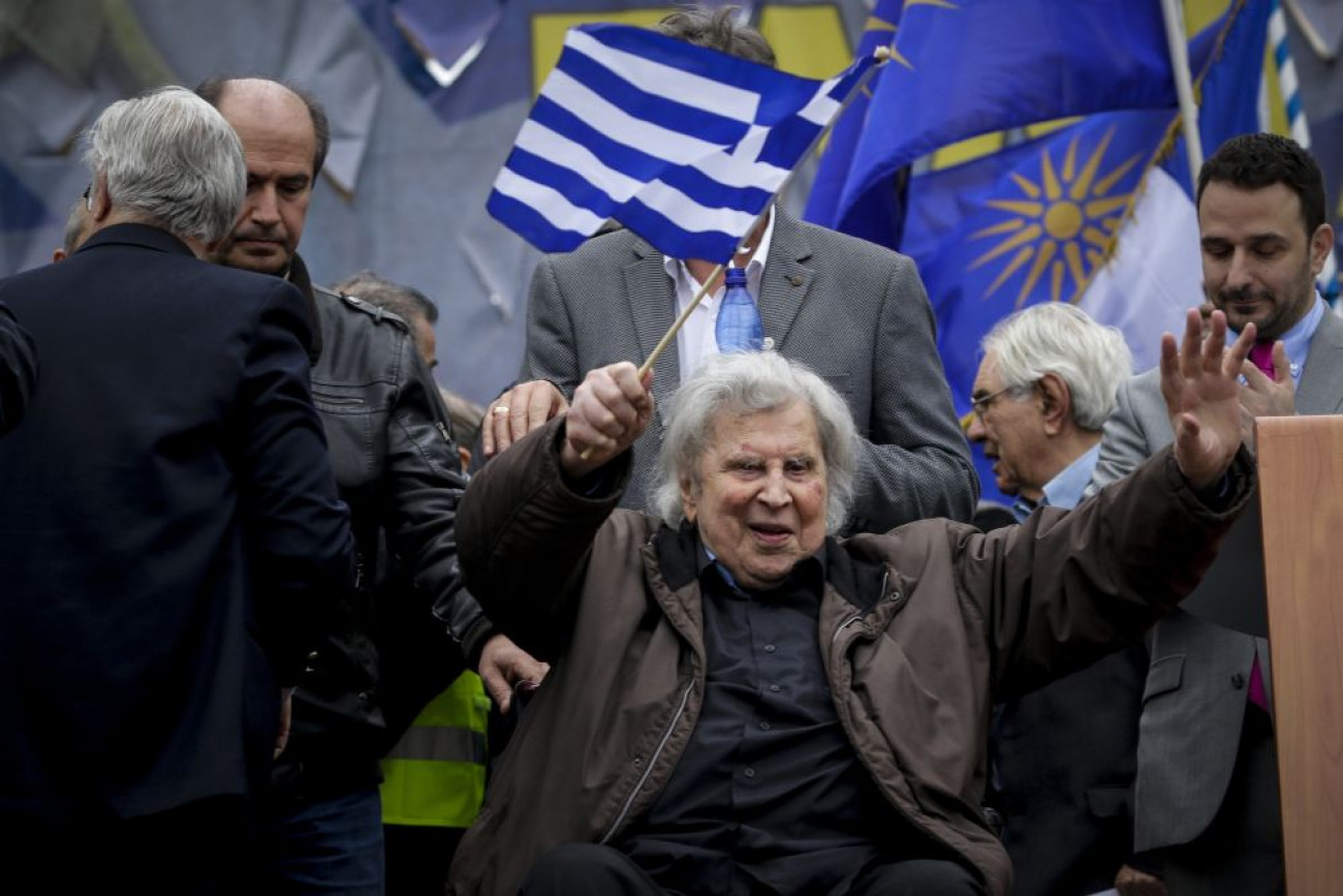 Μ.Θεοδωράκης: «Πράξη εθνικής μειοδοσίας η συμφωνία με τα Σκόπια – Είναι μια ιστορική ήττα»