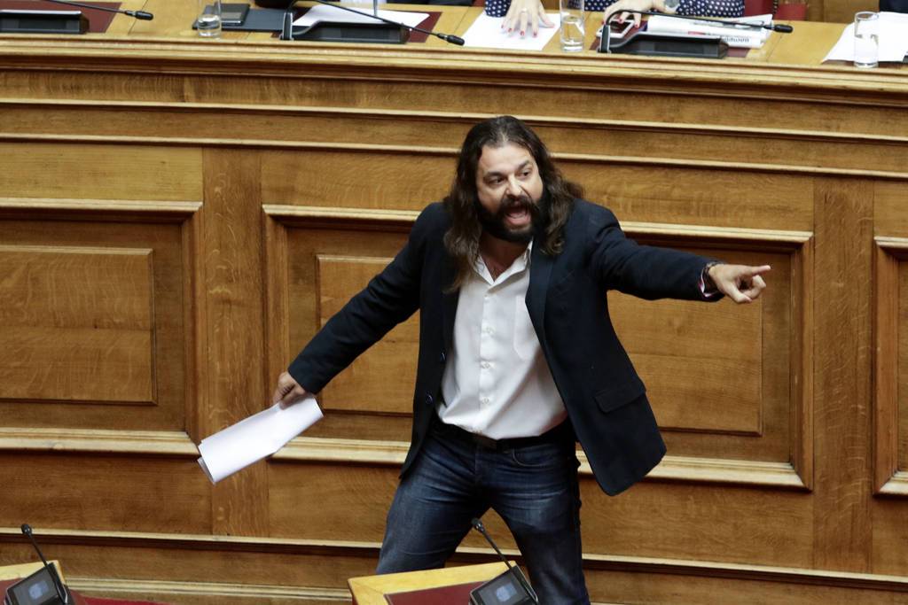Διαγράφτηκε ο Κ.Μπαρμπαρούσης από την ΧΑ για τις «ανάσες» που έδωσε στην κυβέρνηση με τις απαράδεκτες δηλώσεις του