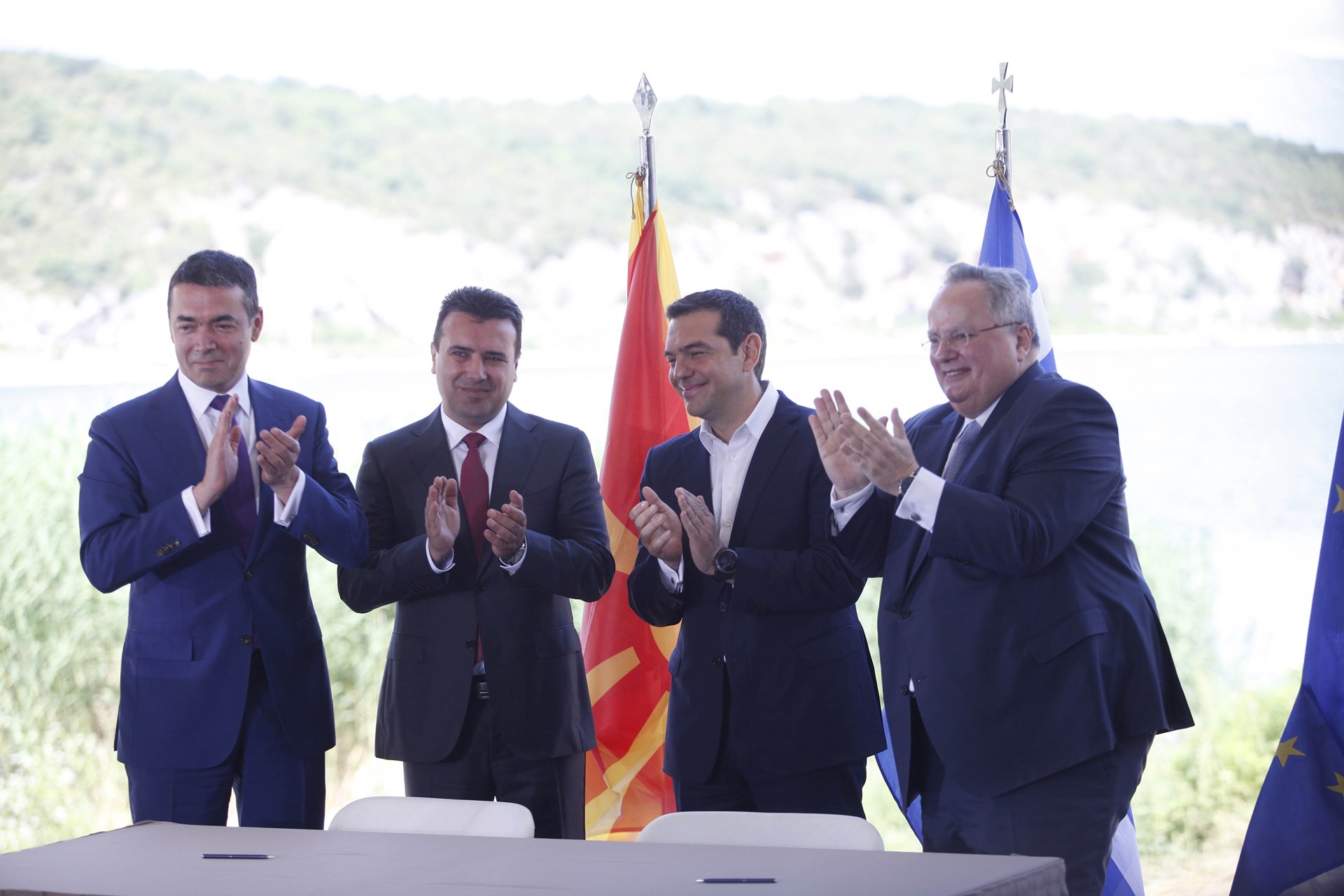 Τι λέει ο διεθνής Τύπος για τη συμφωνία Ελλάδας και πΓΔΜ που έγινε και επίσημα «Μακεδονία»