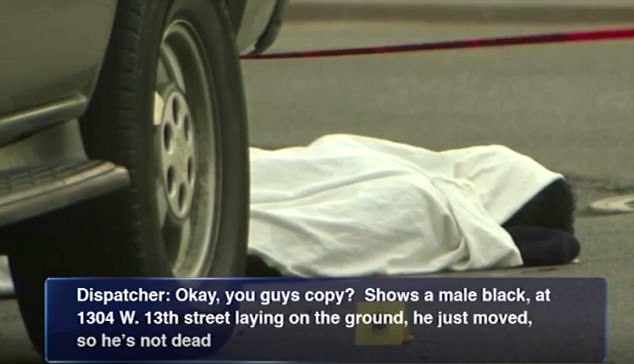 Σικάγο: Πυροβόλησαν 17χρονο στο κεφάλι και τον τύλιξαν με σεντόνι – Όμως ξαφνικά άρχισε να αναπνέει! (φωτό, βίντεο)