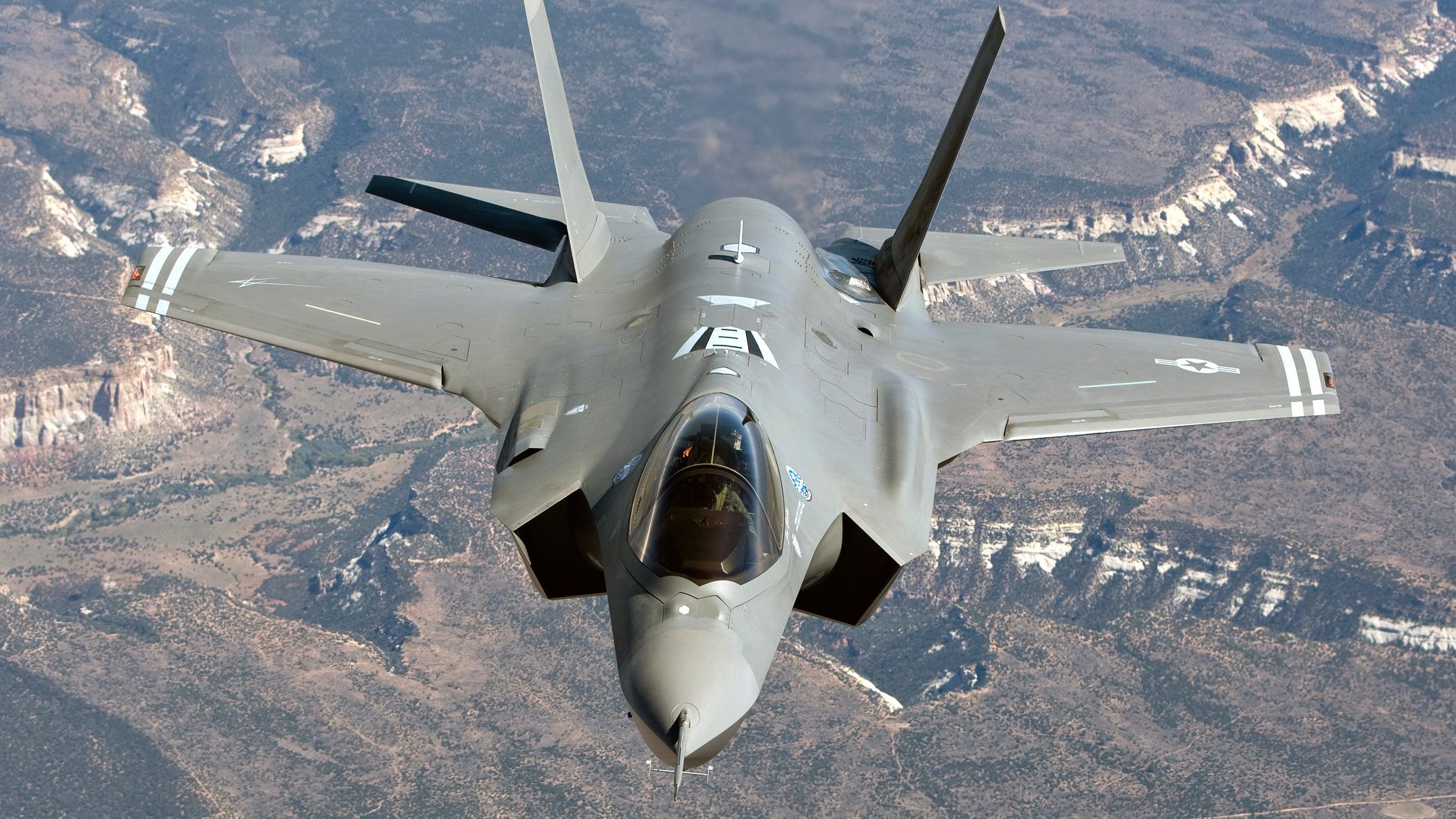 O Tούρκος πρωθυπουργός Μ.Γιλντιρίμ «προειδοποιεί» τους γερουσιαστές των ΗΠΑ για τα F-35: «Υπάρχουν και τα Su-57»
