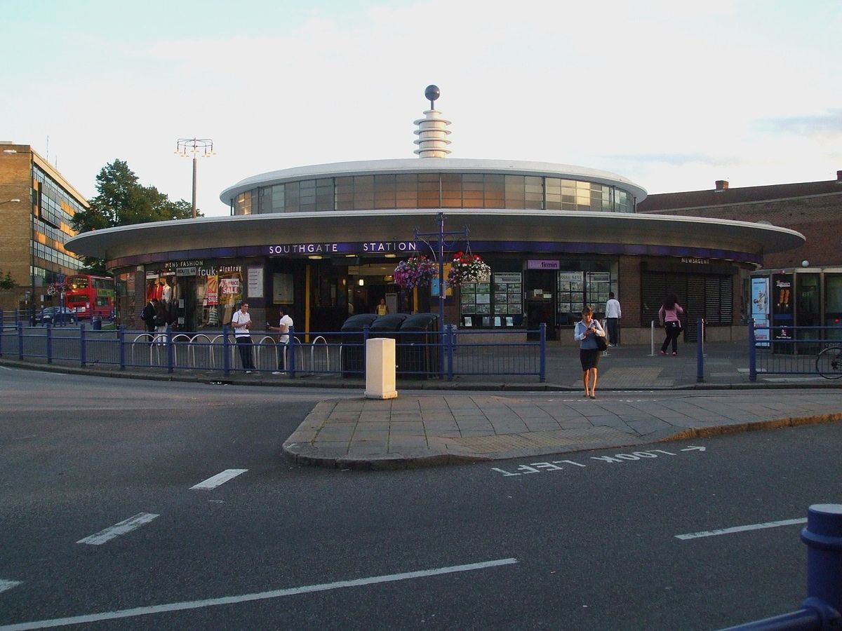 Λονδίνο: Έκρηξη στο Μετρό του Southgate με τραυματισμούς – Εκκενώθηκε το σημείο (φωτό)