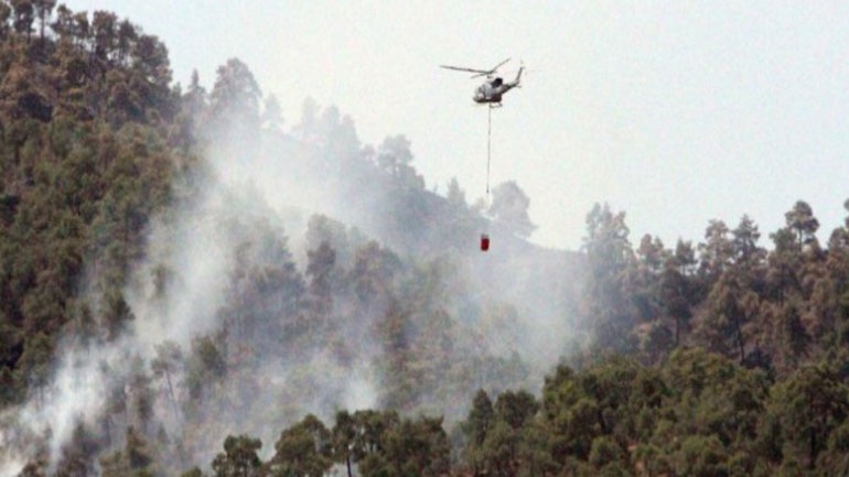 Κύπρος: Μεγάλη πυρκαγιά στον Πύργο Τηλλυρίας – Επικοινωνία με Ισραήλ και Ελλάδα για βοήθεια