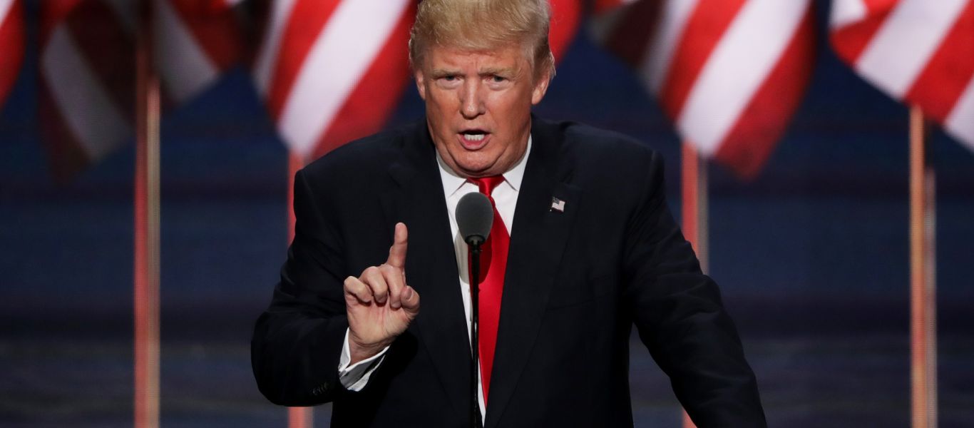 Απειλές Ντ. Τραμπ προς την Ευρώπη για δασμούς 20% στα εισαγόμενα αυτοκίνητα αν δεν αρθούν τα αντίποινα (φωτό)