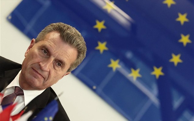 Ευρωπαίος επίτροπος:  «Πρέπει να δείξουμε αλληλεγγύη στους νοτιοευρωπαίους για το μεταναστευτικό»
