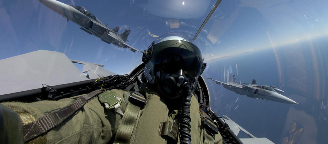 «Ζαλίζει» το βίντεο μέσα από το πιλοτήριο ενός Gripen: Από τα -3 στα +9g σε δευτερόλεπτα
