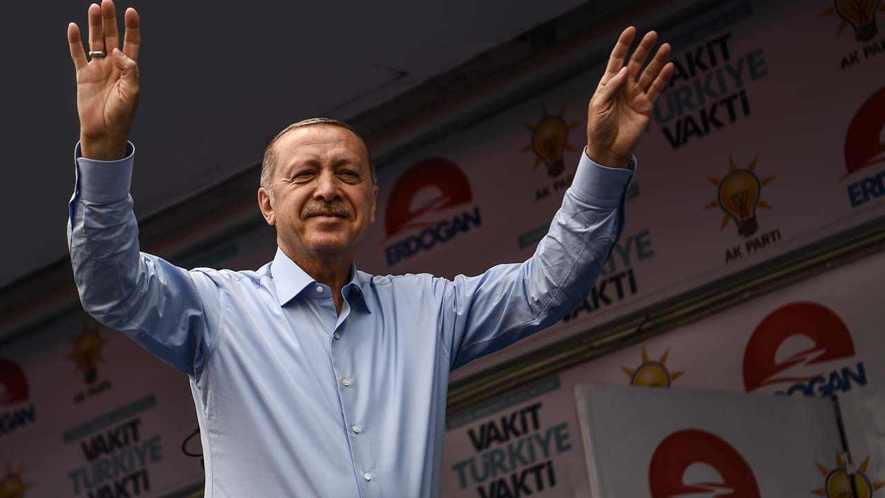 Τι σημαίνει η νίκη Ερντογάν: Η τριχοτομημένη Τουρκία και η ήττα των ΗΠΑ – Πώς θα αντιδράσουν οι Αμερικανοί;