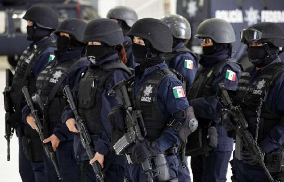 Μεξικό: Χειροπέδες σε όλους τους αστυνομικούς μιας πόλης – Πώς συνδέονται με ένα φόνο