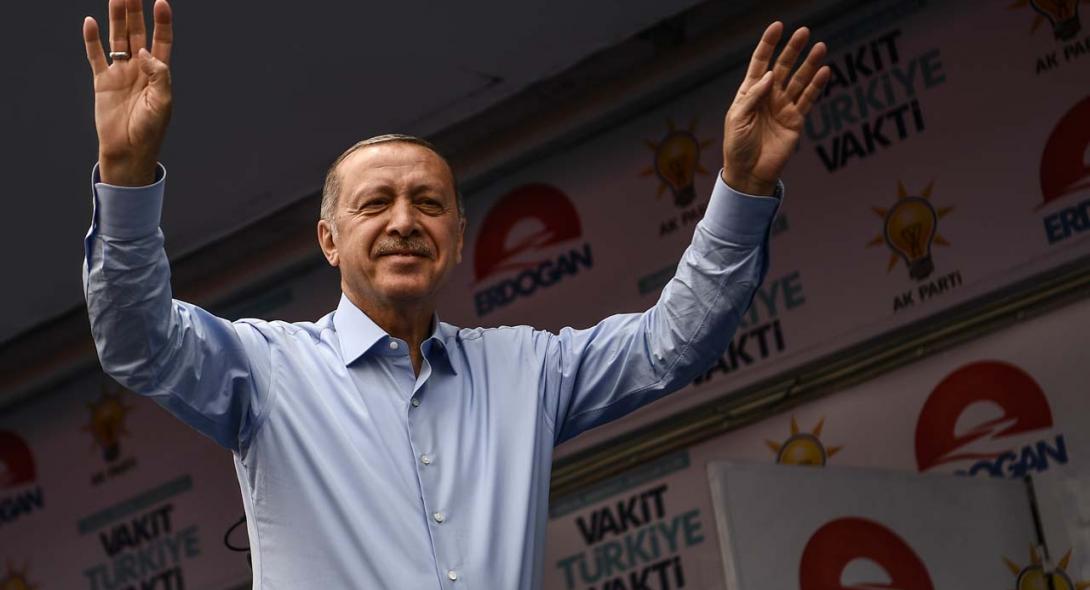 H E.E δεν αναγνωρίζει την νίκη του Ερντογάν: «Οι εκλογές στην Τουρκία δεν ήταν δίκαιες»
