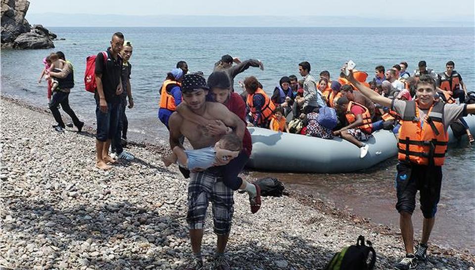 FT: «Ο Α.Τσίπρας θα δεχτεί επιστροφή προσφύγων στην Ελλάδα»! – Αντάλλαγμα για την συμφωνία δήθεν μείωσης του χρέους