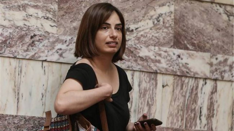Ο ΣΥΡΙΖΑ πανηγυρίζει για την αθώωση Ηριάννας και Περικλή -Νίκη του κινήματος συμπαράστασης