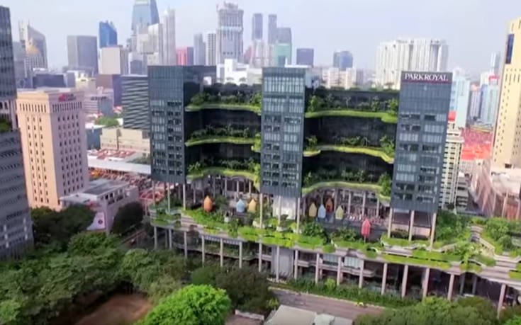 Parkroyal: Το «πράσινο» ξενοδοχείο στη Σιγκαπούρη με τους εντυπωσιακούς οριζόντιους κήπους (βίντεο)