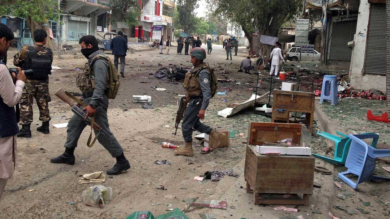 Αφγανιστάν: Ισχυρή έκρηξη στο κέντρο της Τζαλαλαμπάντ – 12 νεκροί και μεγάλες καταστροφές
