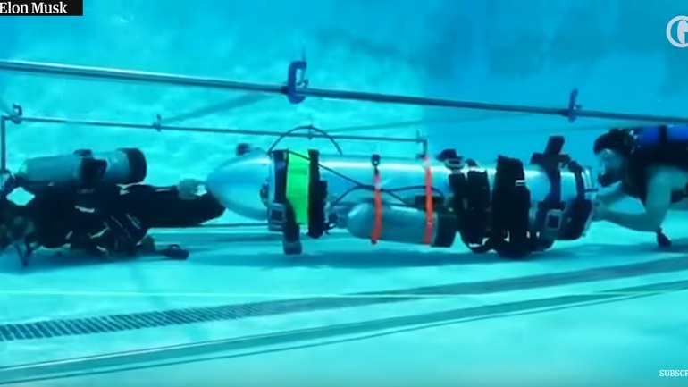 Ένα μίνι – υποβρύχιο για τη διάσωση των οκτώ αγοριών πρότεινε ο Έλον Μασκ (βιντεο)