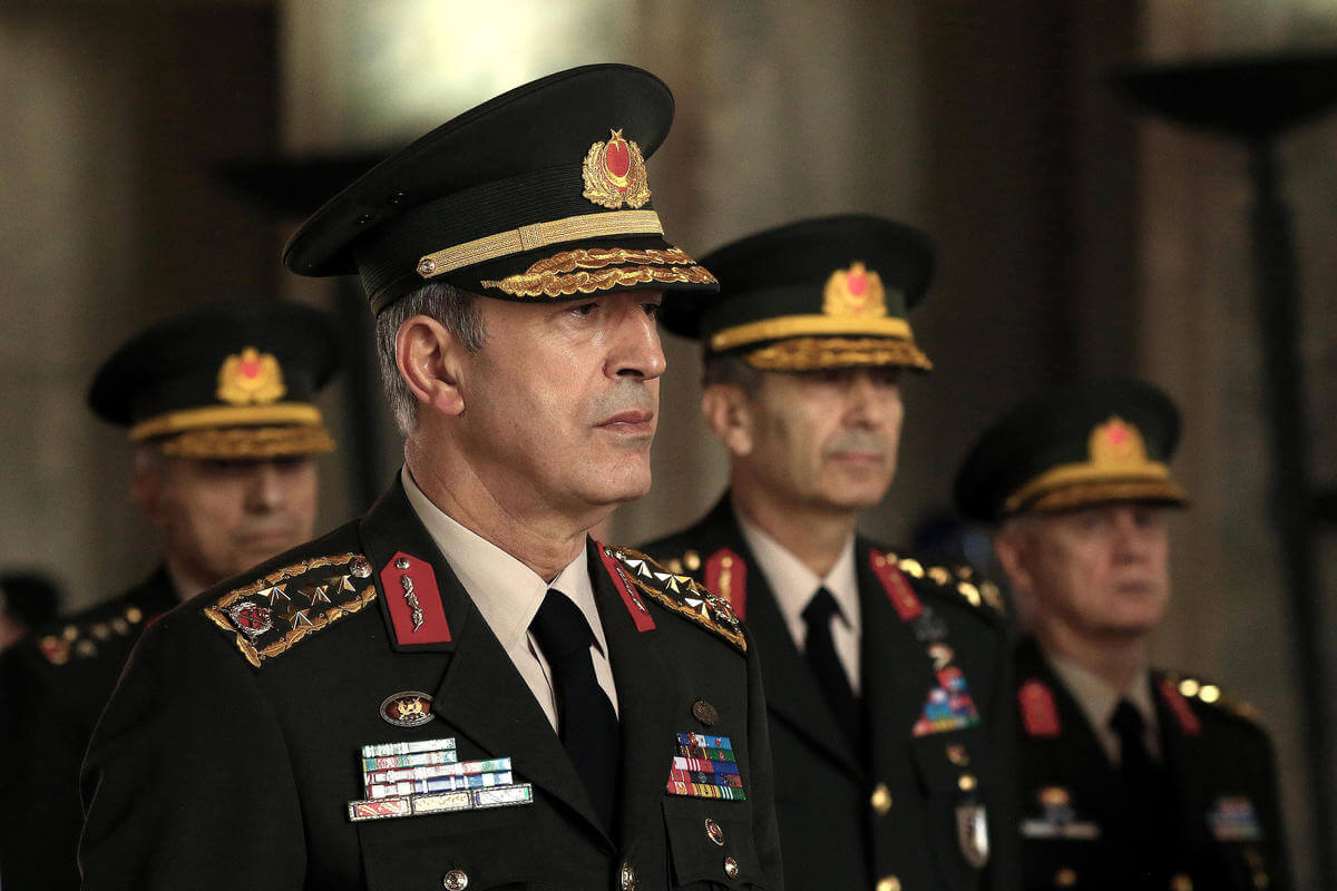 Ετοιμάζεται για περιπέτειες στο Αιγαίο ο Ρ.Τ.Ερντογάν: Διόρισε υπουργό  Άμυνας τον «σκληρό»  Αρχηγό ΓΕΕΘΑ Χ.Ακάρ