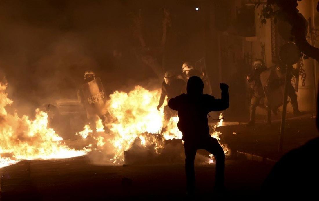 Κέρκυρα: Επίθεση με μολότοφ και εκρηκτικά σε Αστυνομικό Τμήμα