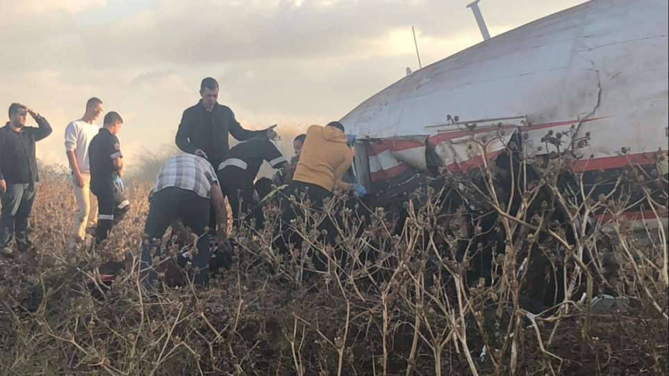 Νότια Αφρική: Συντριβή αεροσκάφους σε χωράφι της Πρετόρια – Τουλάχιστον 20 τραυματίες (φωτό)