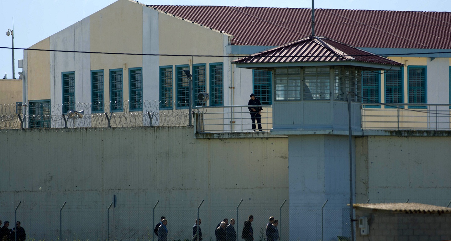 Αλβανός «οικονομικός μετανάστης» έγινε καπνός από τις φυλακές της Τίρυνθας