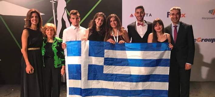 Μαθητές από την Καλαμάτα βραβεύτηκαν σε Ευρωπαϊκό διαγωνισμό – Το «έξυπνο κράνος» τους χάρισε το βραβείο! (εικόνες)