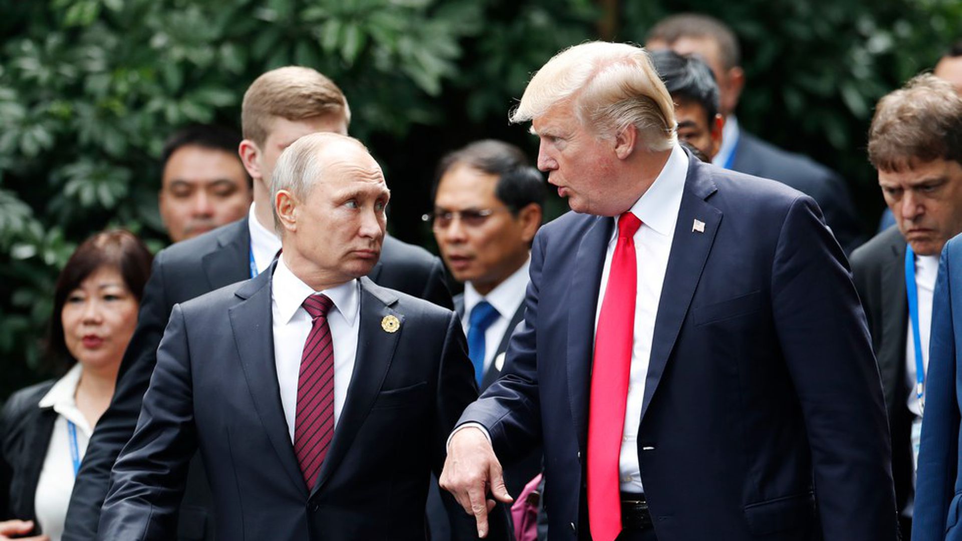 Ο Β.Πούτιν ζήτησε από Ν.Τραμπ να διεξαχθεί δημοψήφισμα στην Α. Ουκρανία: «Άσε να το σκεφτώ» είπε ο Αμερικανός πρόεδρος