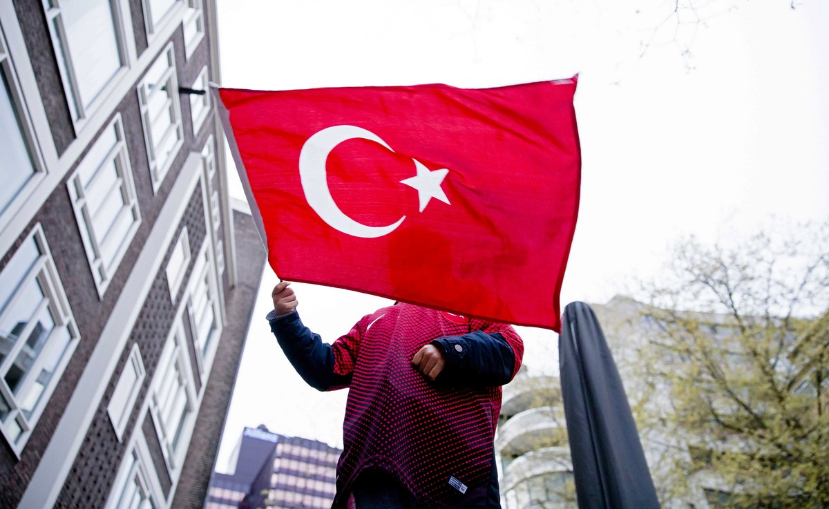 Αποκαταστάθηκαν οι διπλωματικές σχέσεις Τουρκίας Ολλανδίας