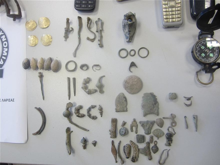 Θεσσαλία: Εξάρθρωση εγκληματικής οργάνωσης για αρχαιολογικές ανασκαφές(φώτο)