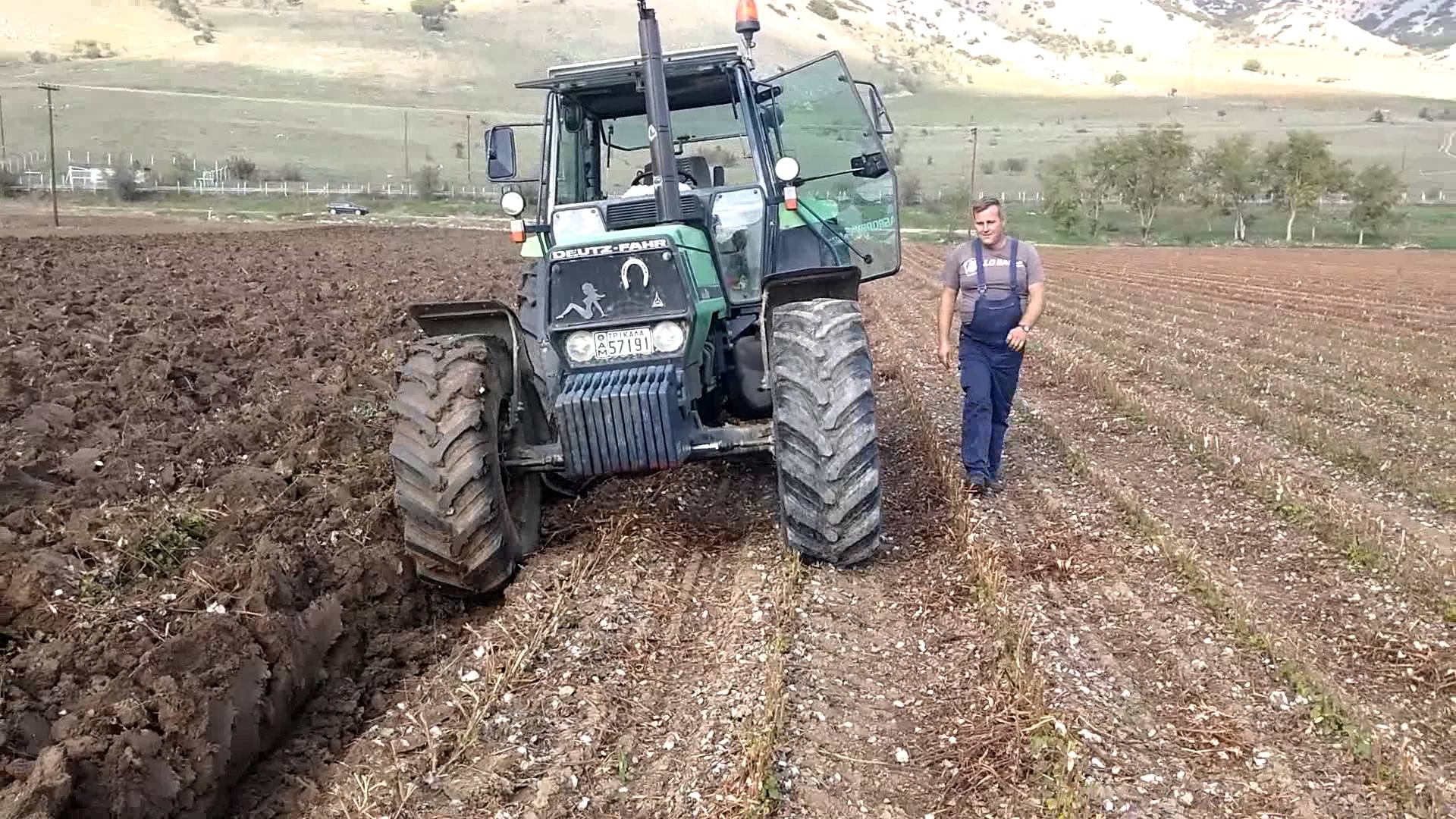 Εφεύρεση συσκευής από δύο νέους γεωργούς για μείωση του κόστους παραγωγής