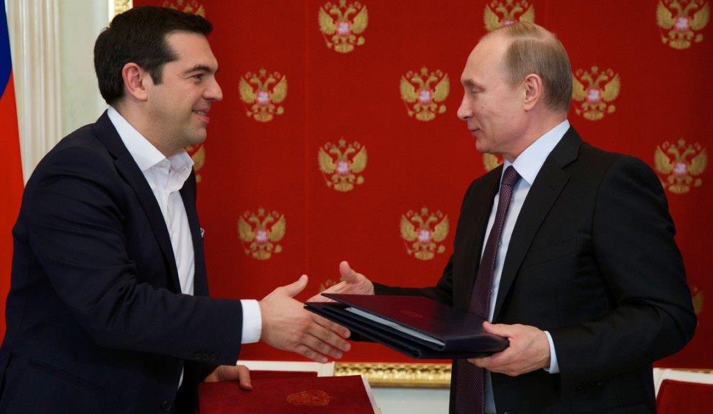 Ποιος έχει συμφέρον να διαρρήξει η Ελλάδα τις σχέσεις της με την Ρωσία;