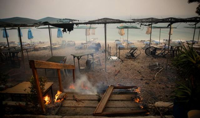 Γενική διάλυση: Ποια Σμύρνη και ποια Κύπρος; – Μάτι 2018! – Δεκάδες οι αγνοούμενοι – Κανείς δεν ξέρει πόσοι και ποιοι!