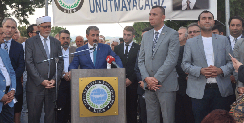 «Διπλωματία της κότας» όταν πρόκειται για Τούρκους – Επιτρέπει το ΥΠΕΞ την περιοδεία ισλαμιστών στην Θράκη