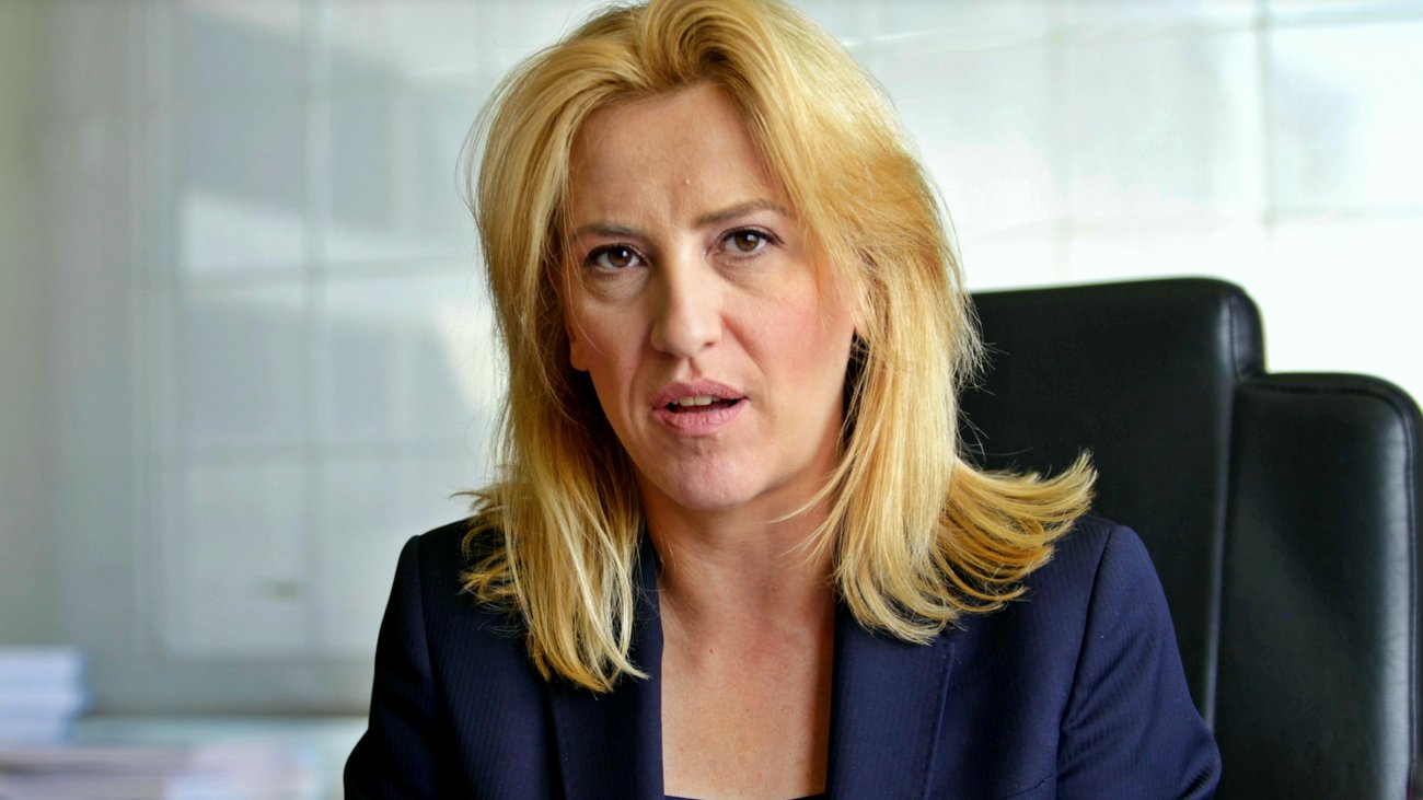 Ρένα Δούρου: Ζητάει να γκρεμιστούν τα αυθαίρετα στις πληγείσες περιοχές