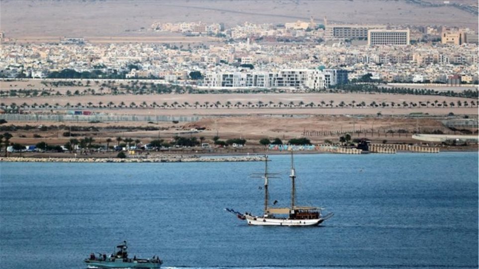 Το Ισραήλ εμπόδισε πλοίο ακτιβιστών που μετέφερε βοήθεια στη Γάζα