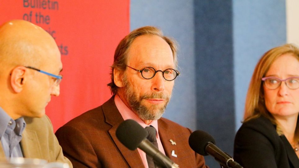 Κατηγορείται για σεξουαλική παρενόχληση ο κορυφαίος αστροφυσικός Λόρενς Κράους