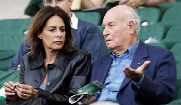 Το συγκλονιστικό κείμενο της Ρ.Βαγιάνη για τον θετό πατέρα της Γ.Διακογιάννη (βίντεο)