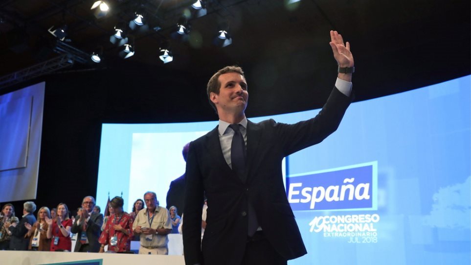 Ισπανία: «Αέρα πατέρα» το πήρε το μεταπτυχιακό ο Πρόεδρος του Λαϊκού Κόμματος